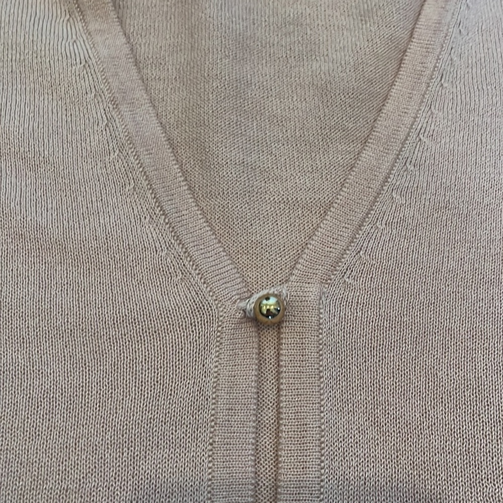 Pale pink cardigan, gold buttons, size small - Picture 2 of 8